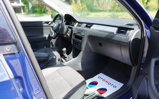 Skoda RAPID cena 12500 przebieg: 290000, rok produkcji 2014 z Katowice małe 277